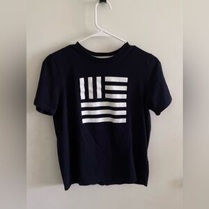 The North Face Girls Blue International Collection T-Shirt Size XL(18)
